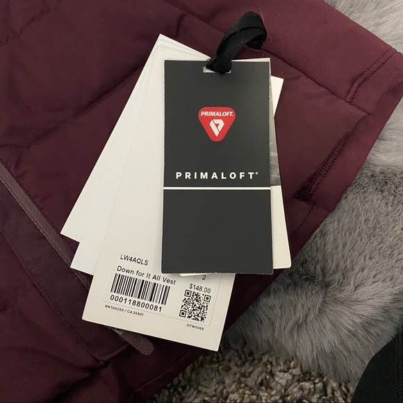 Lululemon Down For It All Vest - Picture 6 of 13